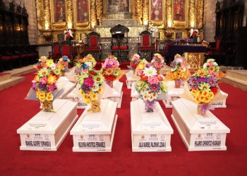 𝐅𝐈𝐒𝐂𝐀𝐋𝐈́𝐀 𝐄𝐍𝐓𝐑𝐄𝐆𝐀 𝐑𝐄𝐒𝐓𝐎𝐒 𝐃𝐄 𝟏𝟕 𝐕𝐈𝐂𝐓𝐈𝐌𝐀𝐒 𝐃𝐄 𝐋𝐀 𝐕𝐈𝐎𝐋𝐄𝐍𝐂𝐈𝐀 𝐒𝐎𝐂𝐈𝐎𝐏𝐎𝐋𝐈́𝐓𝐈𝐂𝐀 𝐄𝐍 𝐀𝐘𝐀𝐂𝐔𝐂𝐇𝐎