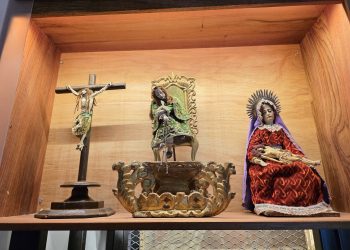 𝐒𝐄𝐌𝐀𝐍𝐀 𝐒𝐀𝐍𝐓𝐀: 𝐌𝐔𝐒𝐄𝐎 𝐀𝐘𝐀𝐂𝐔𝐂𝐇𝐀𝐍𝐎 𝐄𝐗𝐇𝐈𝐁𝐈𝐑𝐀́ 𝐏𝐈𝐄𝐙𝐀𝐒 𝐀𝐑𝐓𝐈́𝐒𝐓𝐈𝐂𝐀𝐒 𝐏𝐑𝐄𝐒𝐄𝐑𝐕𝐀𝐃𝐀𝐒 𝐏𝐎𝐑 𝐌𝐀𝐒 𝐃𝐄 𝟑𝟎𝟎 𝐀𝐍̃𝐎𝐒